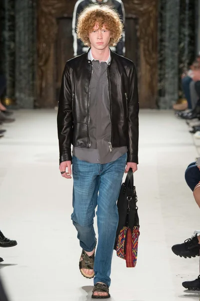 Look 59